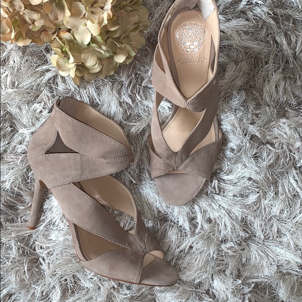 Vince Camuto Heels